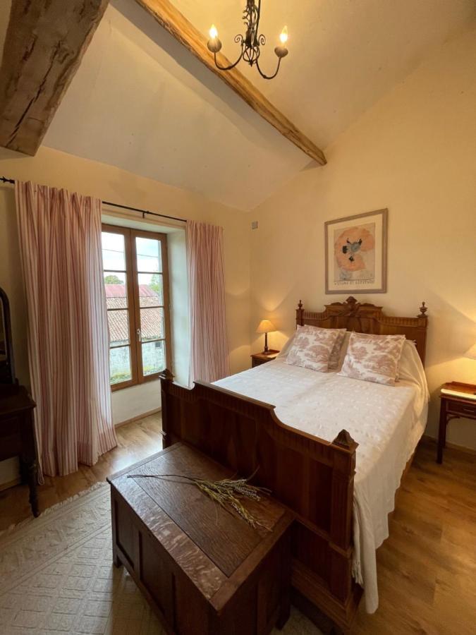 Beautiful Cottage With Private Plunge Pool/Hot Tub - 40 Mins From Puy Du Fou La Chapelle-Saint-Etienne Esterno foto